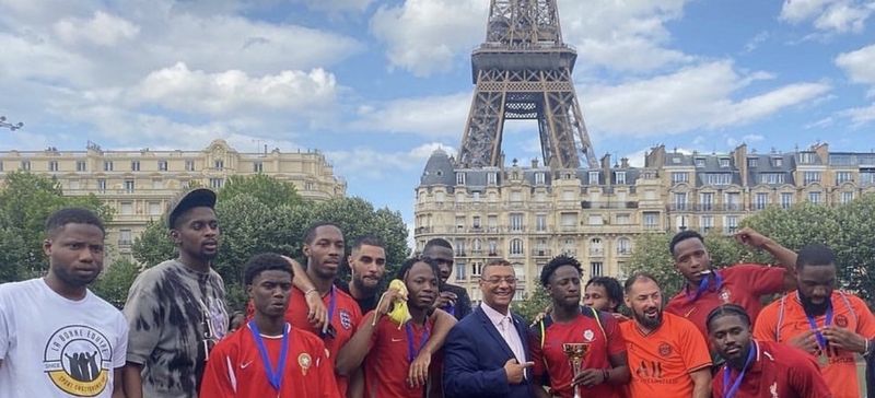 LA BONNE ÉQUIPE